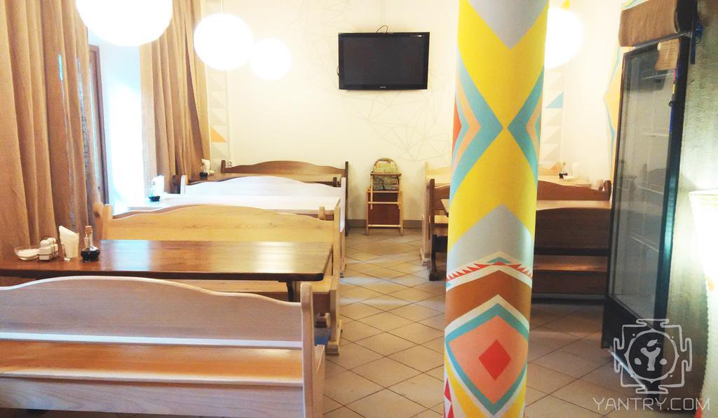 Янтри Hotel Nagy-Mencsely Kültér fotó
