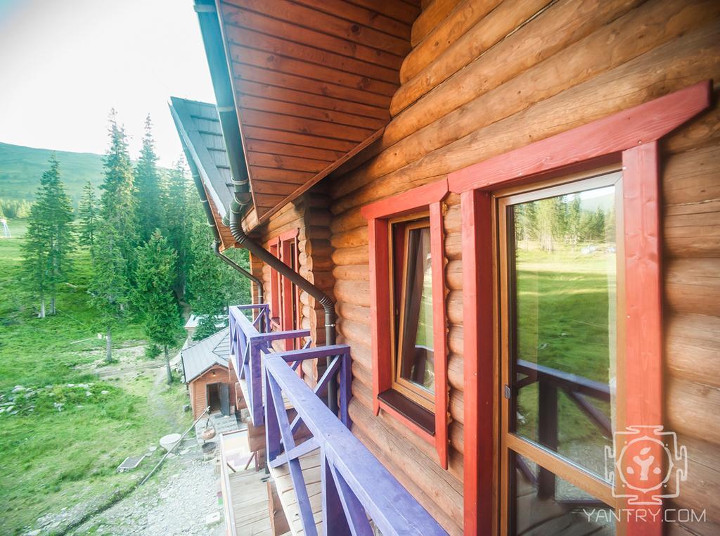 Янтри Hotel Nagy-Mencsely Kültér fotó